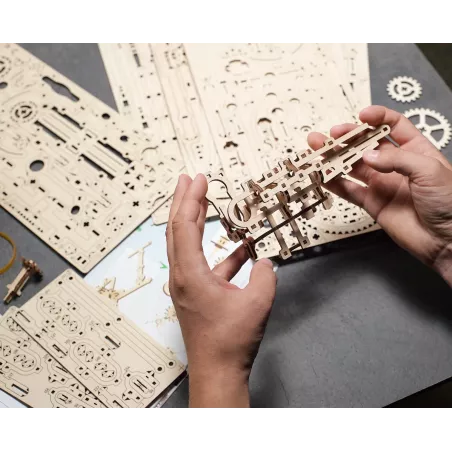 Maquette - Bois - Ugears - Parcours de Billes avec Gradins